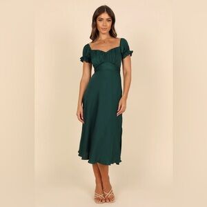 Petal & Pup Mickenna Sweetheart Frill Midi Dress - Emerald Green - Size Large